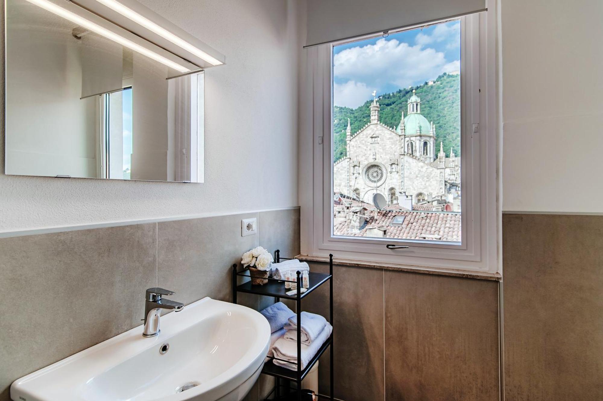 Downtown Como-Luxury Suites Zewnętrze zdjęcie