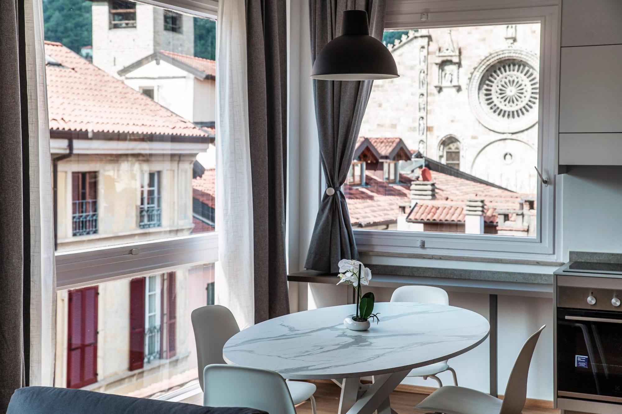 Downtown Como-Luxury Suites Zewnętrze zdjęcie